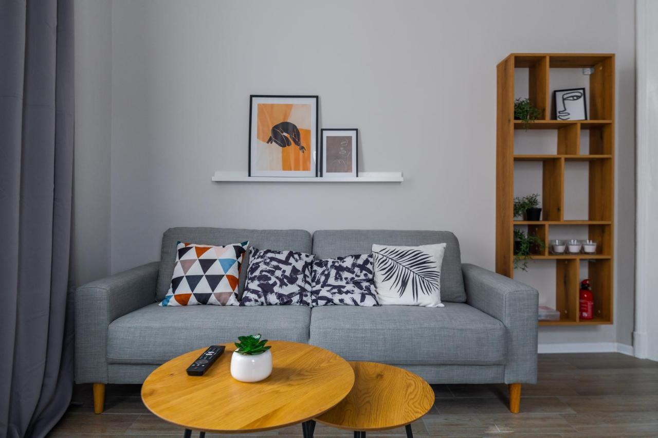 Boutique 2-Bedroom Apartment In Sofia Esterno foto