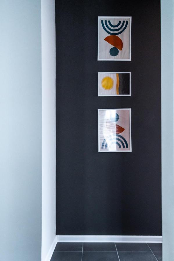 Boutique 2-Bedroom Apartment In Sofia Esterno foto