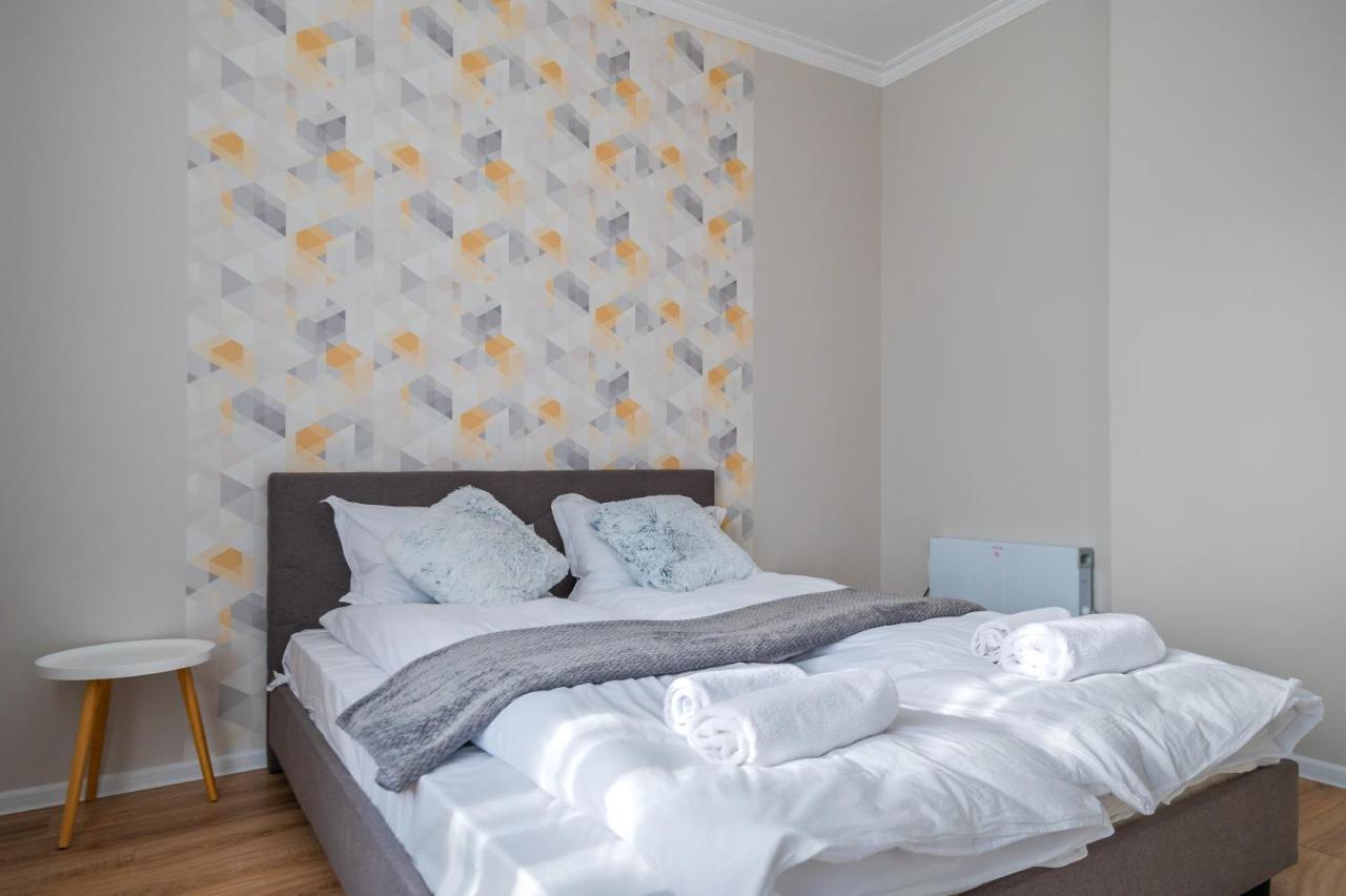 Boutique 2-Bedroom Apartment In Sofia Esterno foto